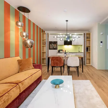 公寓 Amadeus Private Residences - Nahe Skilift 700m Mit Tiefgarage & Bad En In Jedem Schlafzimmer, Ideal Fuer Familien & Gruppen 斯拉德明