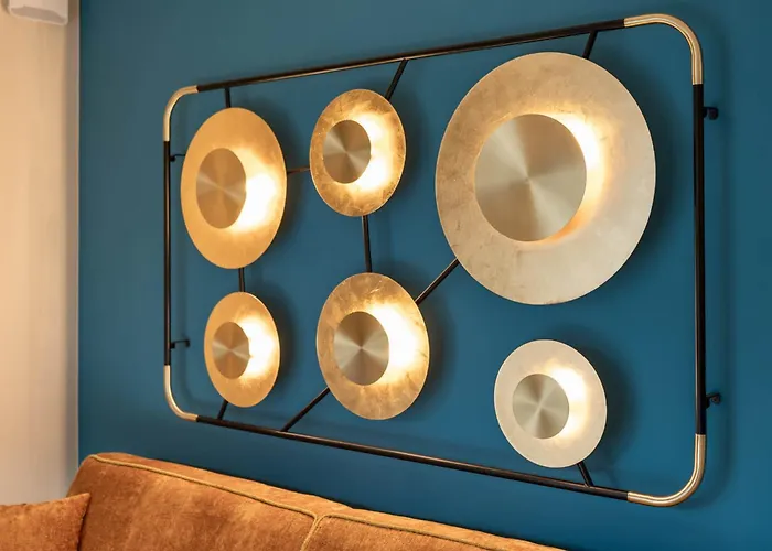 Amadeus Private Residences شقة