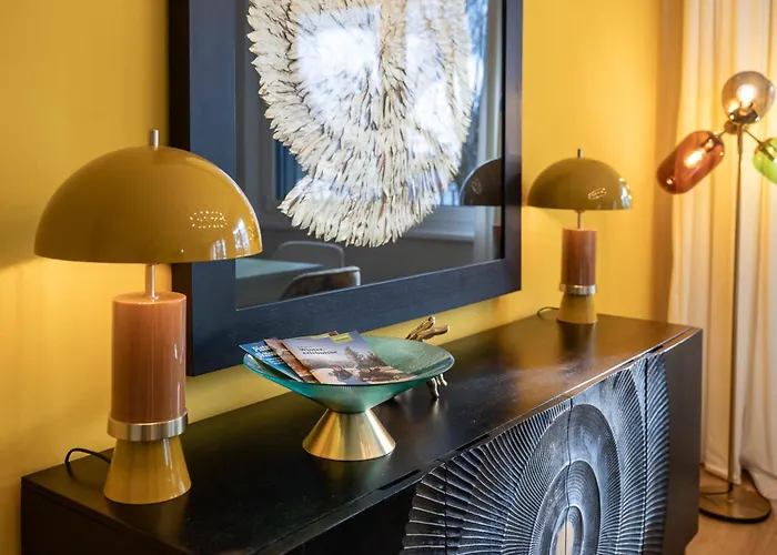 Amadeus Private Residences سخلادميخ