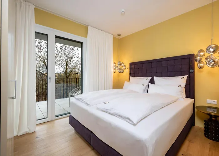 Amadeus Private Residences 公寓 斯拉德明